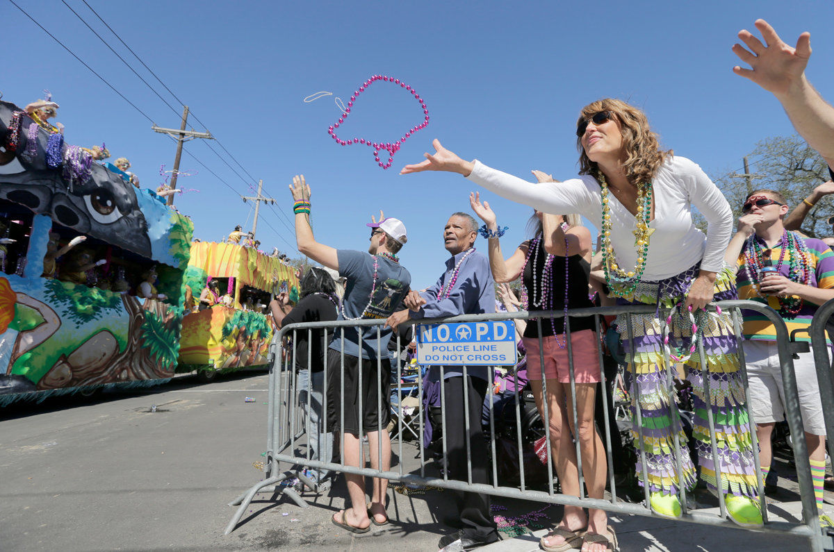 Krewe of Iris 2017 rolls in New Orleans: See Mardi Gras parade photos